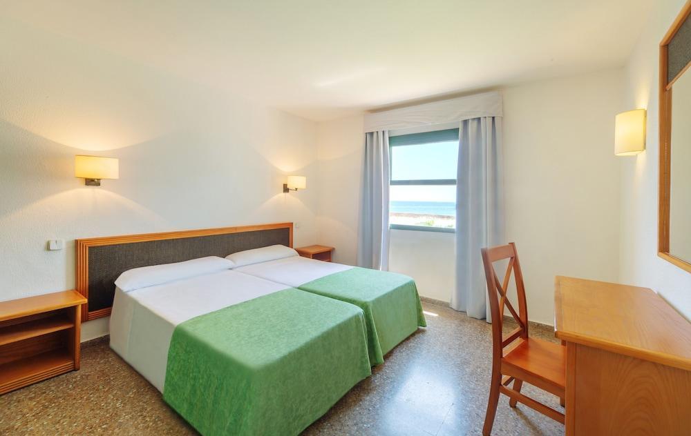 Aluasun Far Menorca Aparthotel S'Algar Eksteriør bilde